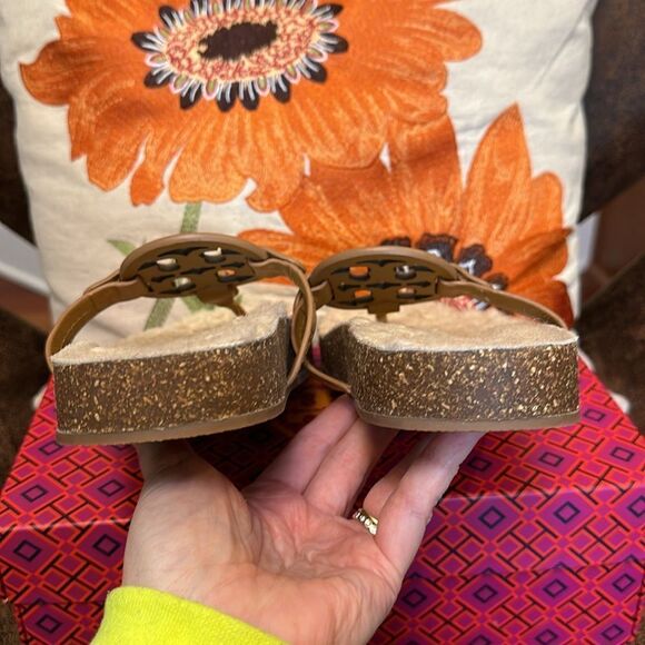 TORY BURCH CLOUD SHEARLING LEATHER MILLER SANDALS NATURAL CORK VGUC SZ 8M - Picture 8 of 14